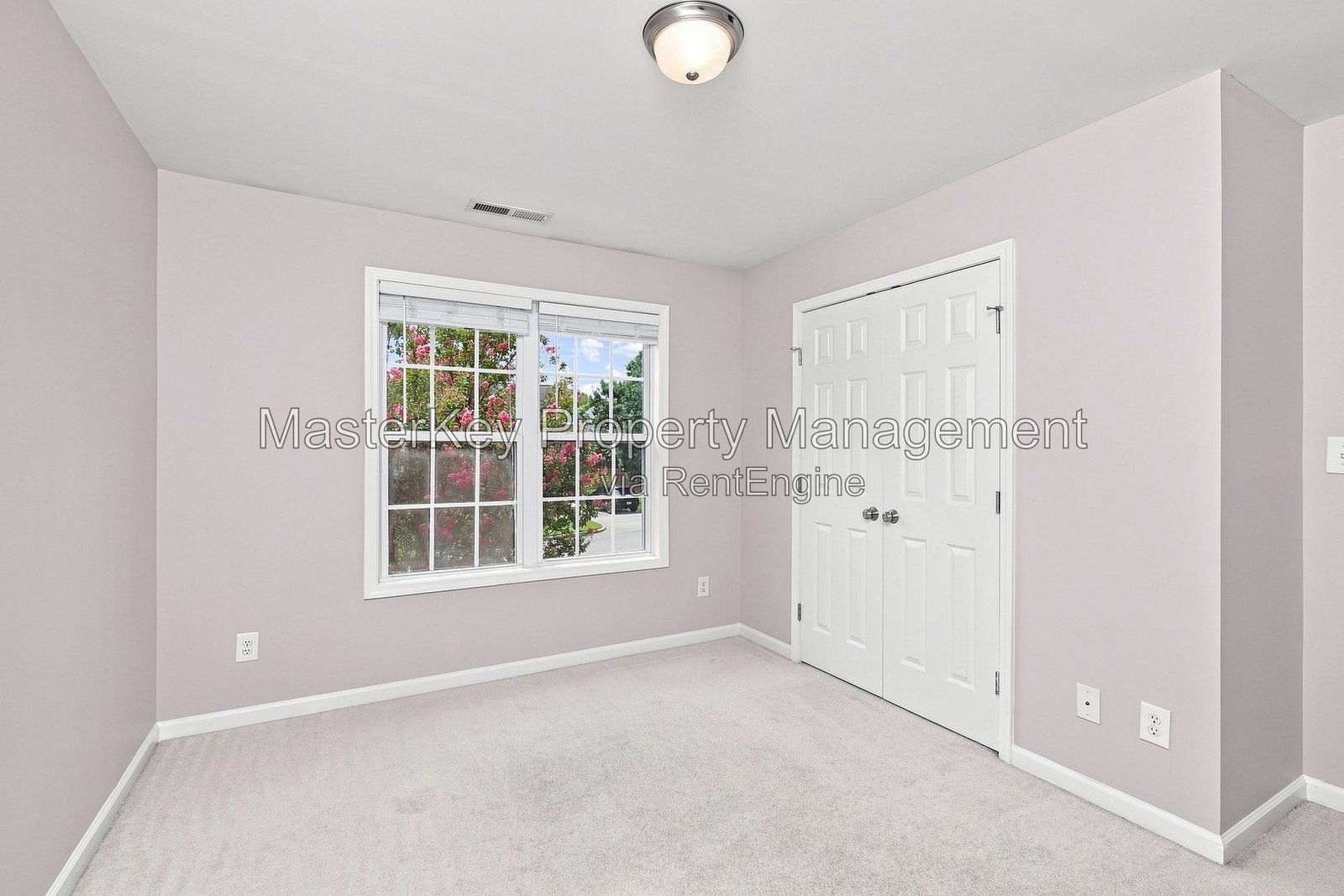 Spacious 4 Bedroom Single Family Located In Knightdale NC!!! property image