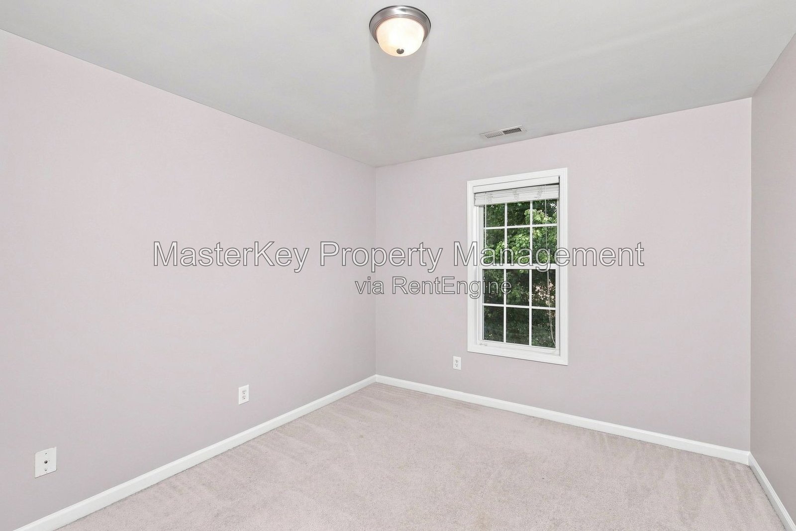 Spacious 4 Bedroom Single Family Located In Knightdale NC!!! property image