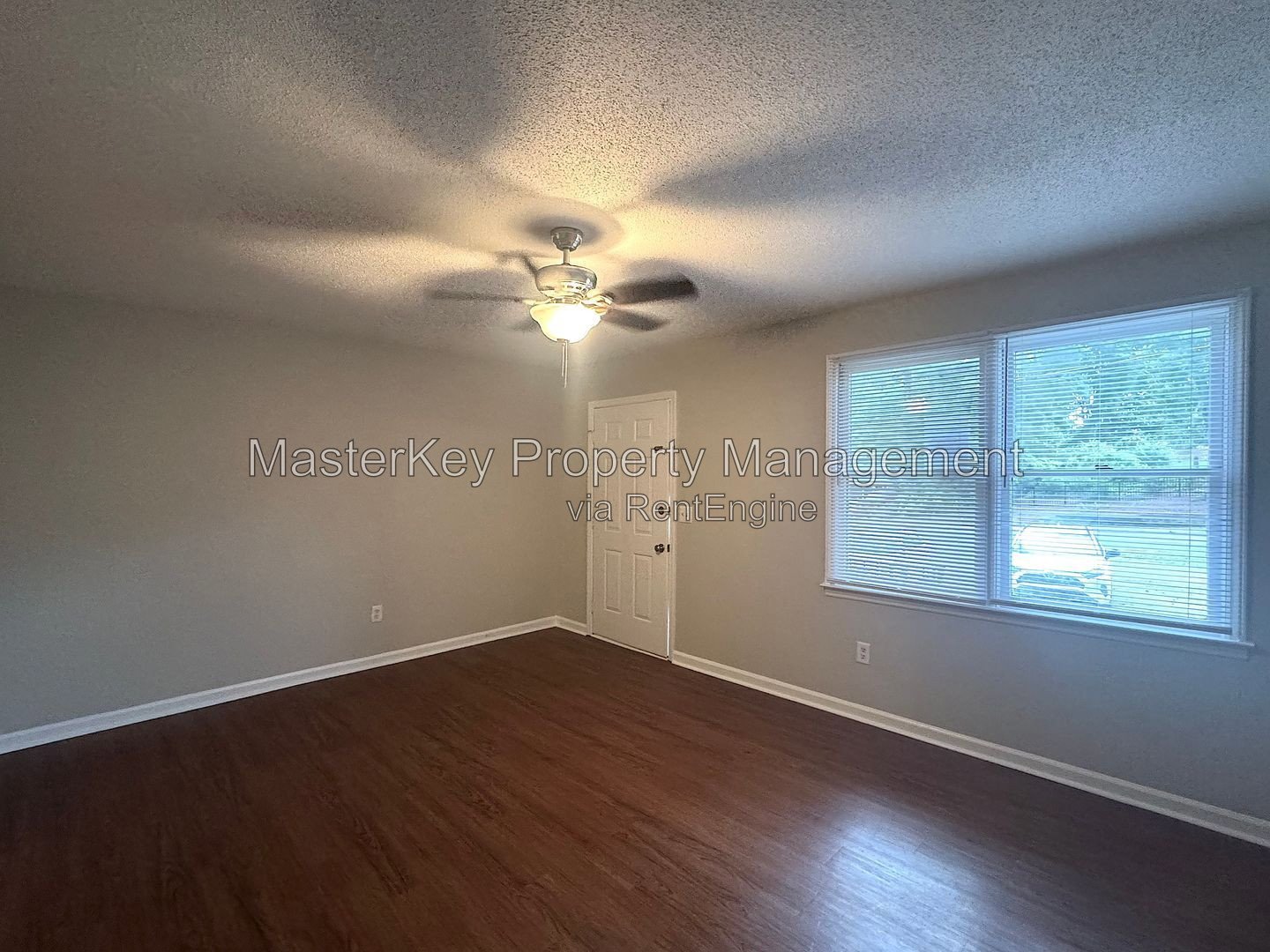 Cozy fenced Townhouse! property image
