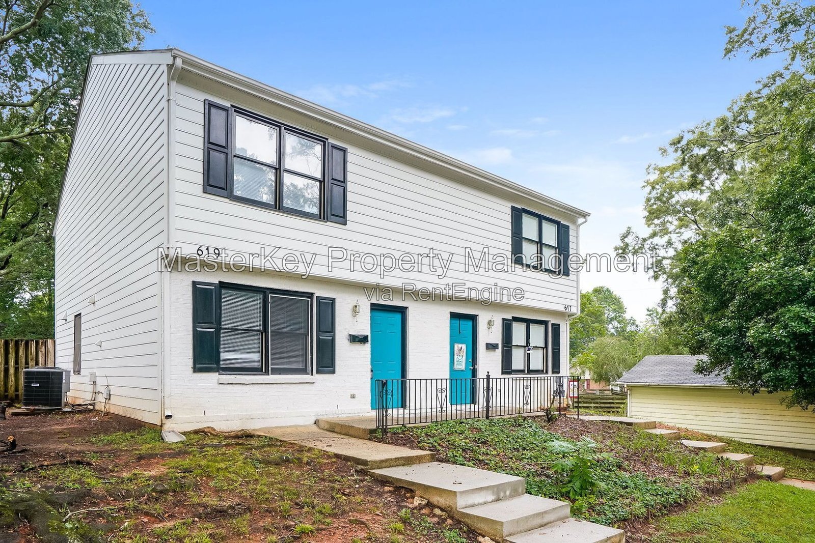 Cozy fenced Townhouse! property image