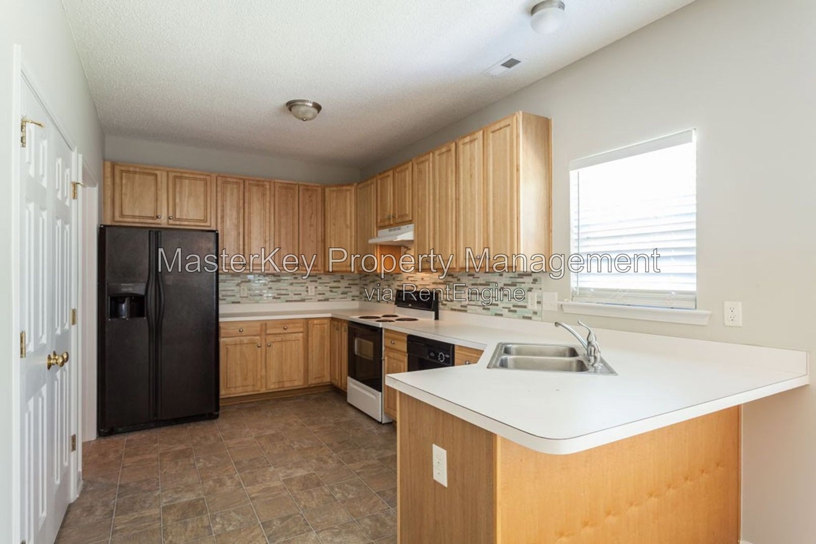 Spacious Three Bedroom Home in Raleigh! property image