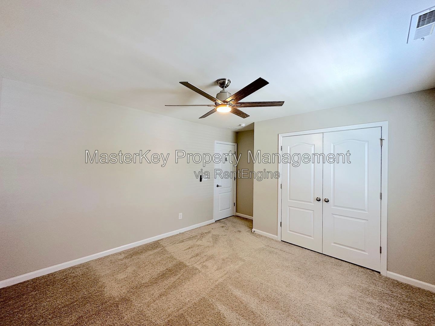 Spacious 4-Bedroom, 2.5 Bathroom Single-Family in Apex, NC property image