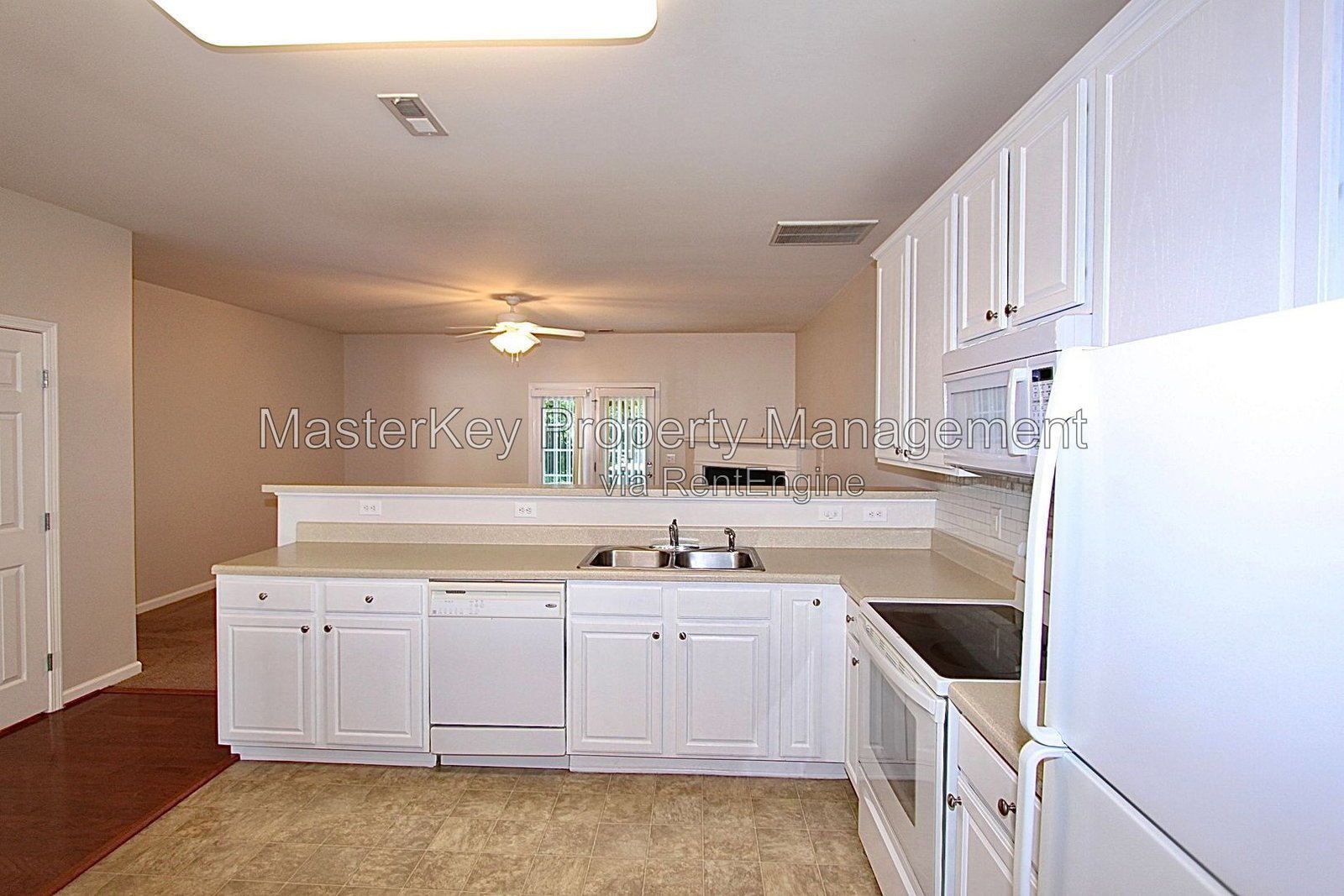 Spacious 3 Bedroom Townhouse Located In Knightdale NC!!! property image