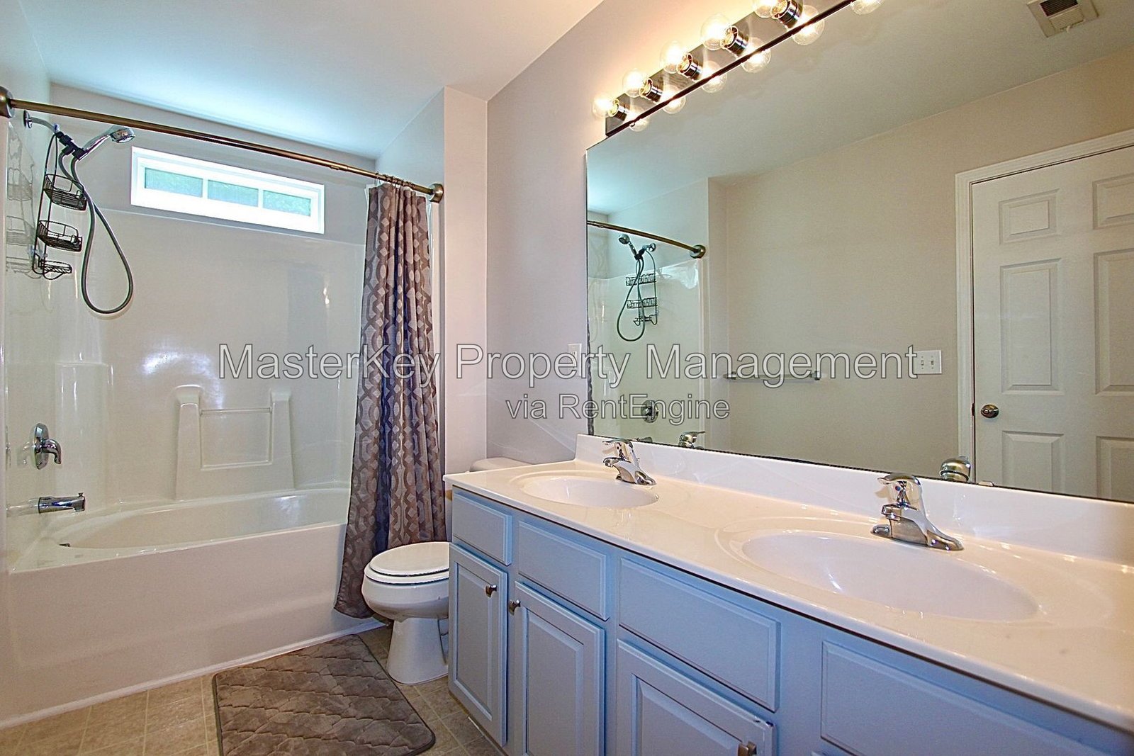 Spacious 3 Bedroom Townhouse Located In Knightdale NC!!! property image