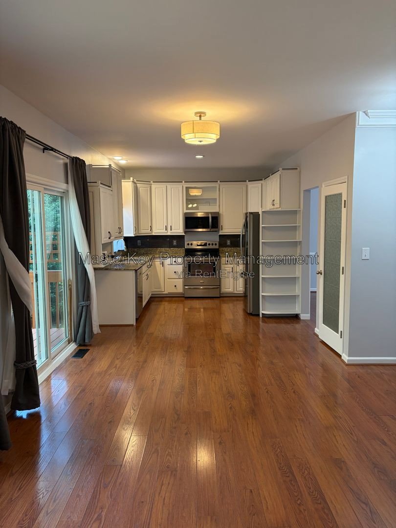Spacious 4 Bedroom Single Family Located In Raleigh NC!!! property image
