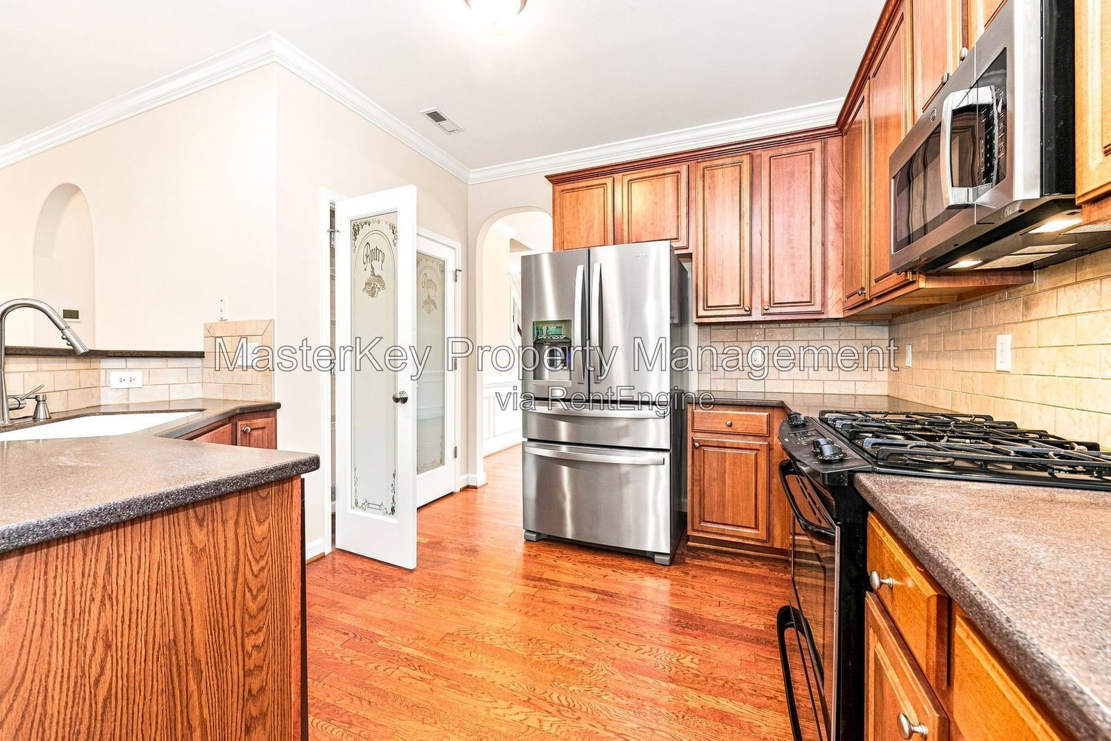 Spacious 4-Bedroom, 4 Bathroom Single-Family in Morrisville, NC property image