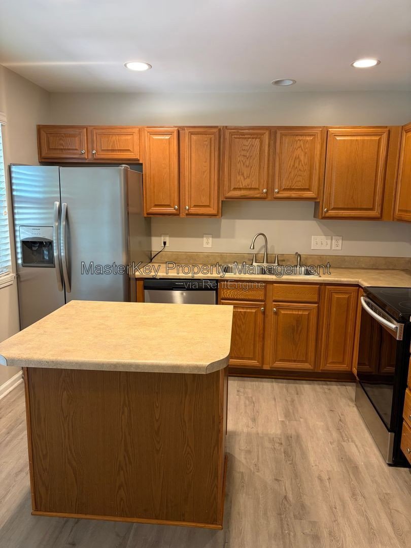 Spacious 3 Bedroom Townhome Located In Raleigh NC!!! property image