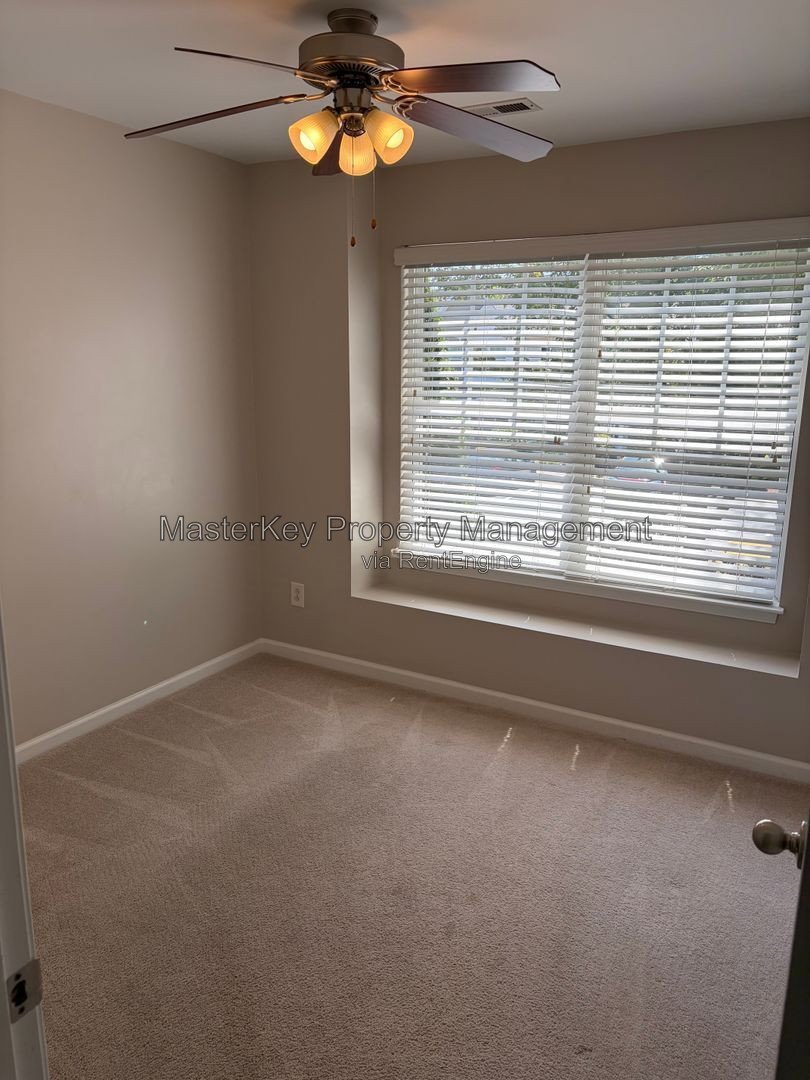 Spacious 3 Bedroom Townhome Located In Raleigh NC!!! property image