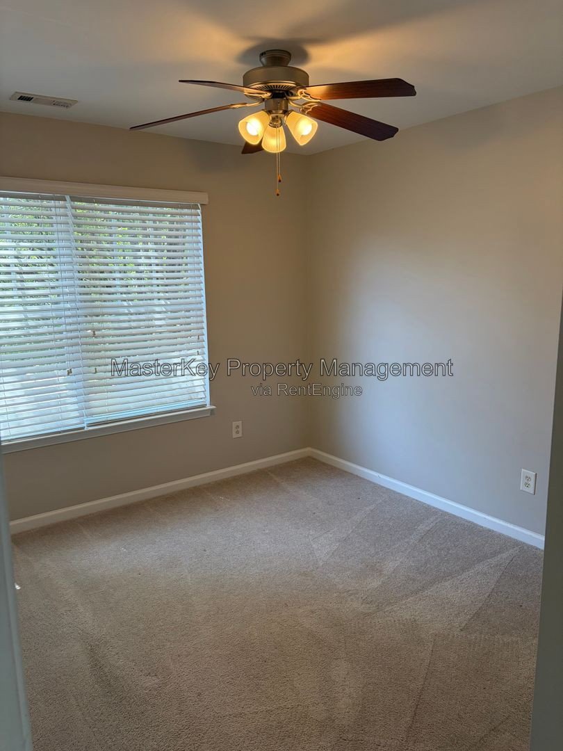 Spacious 3 Bedroom Townhome Located In Raleigh NC!!! property image