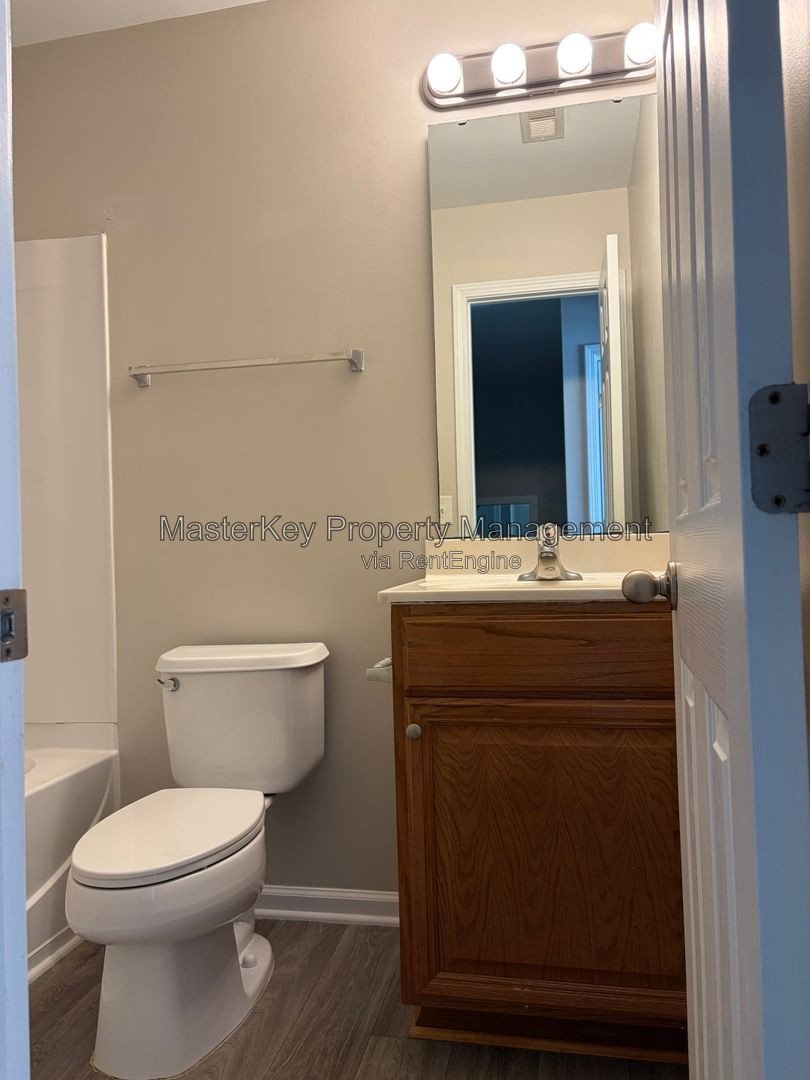 Spacious 3 Bedroom Townhome Located In Raleigh NC!!! property image