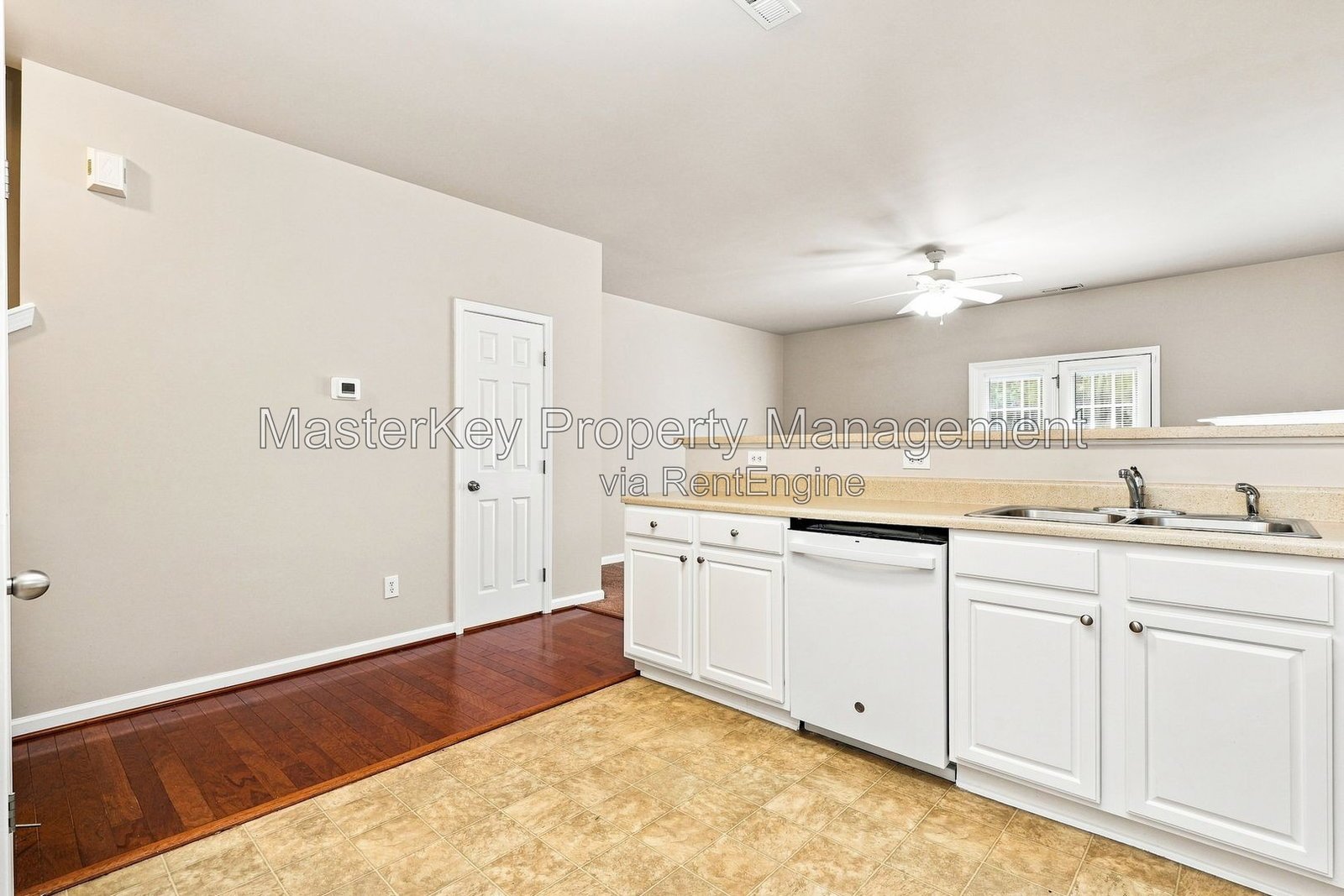 Spacious 3 Bedroom Townhouse Located In Knightdale NC!!! property image