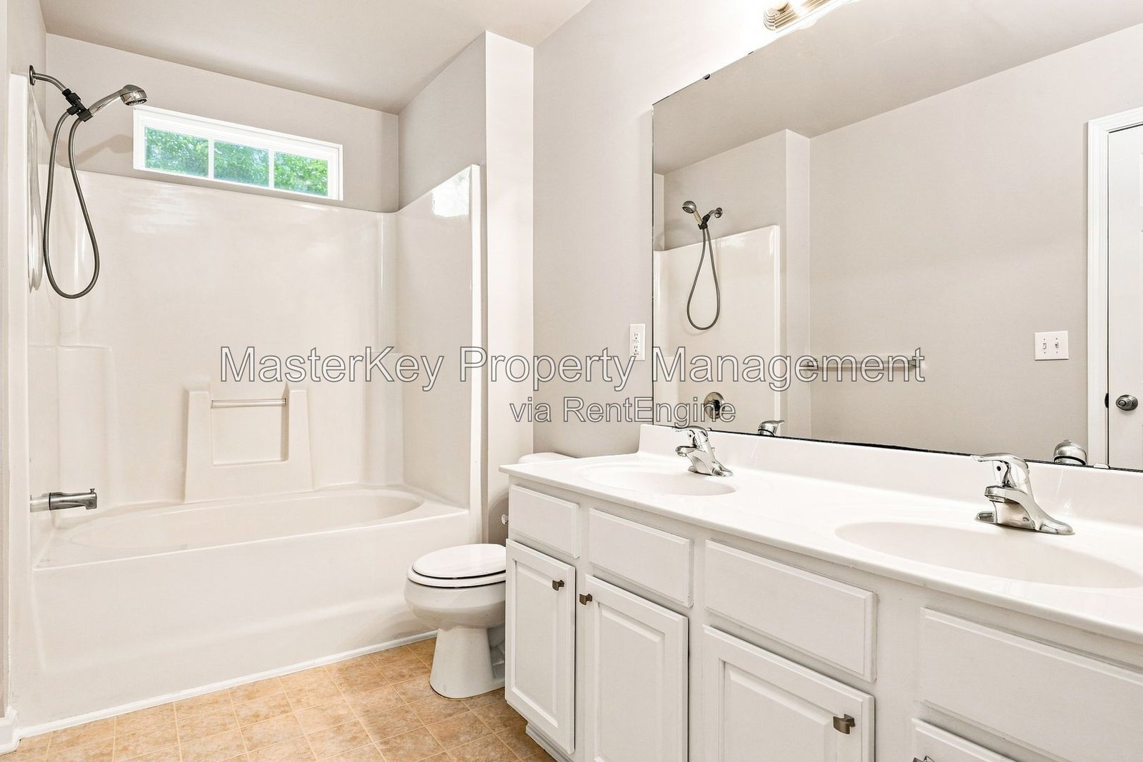 Spacious 3 Bedroom Townhouse Located In Knightdale NC!!! property image