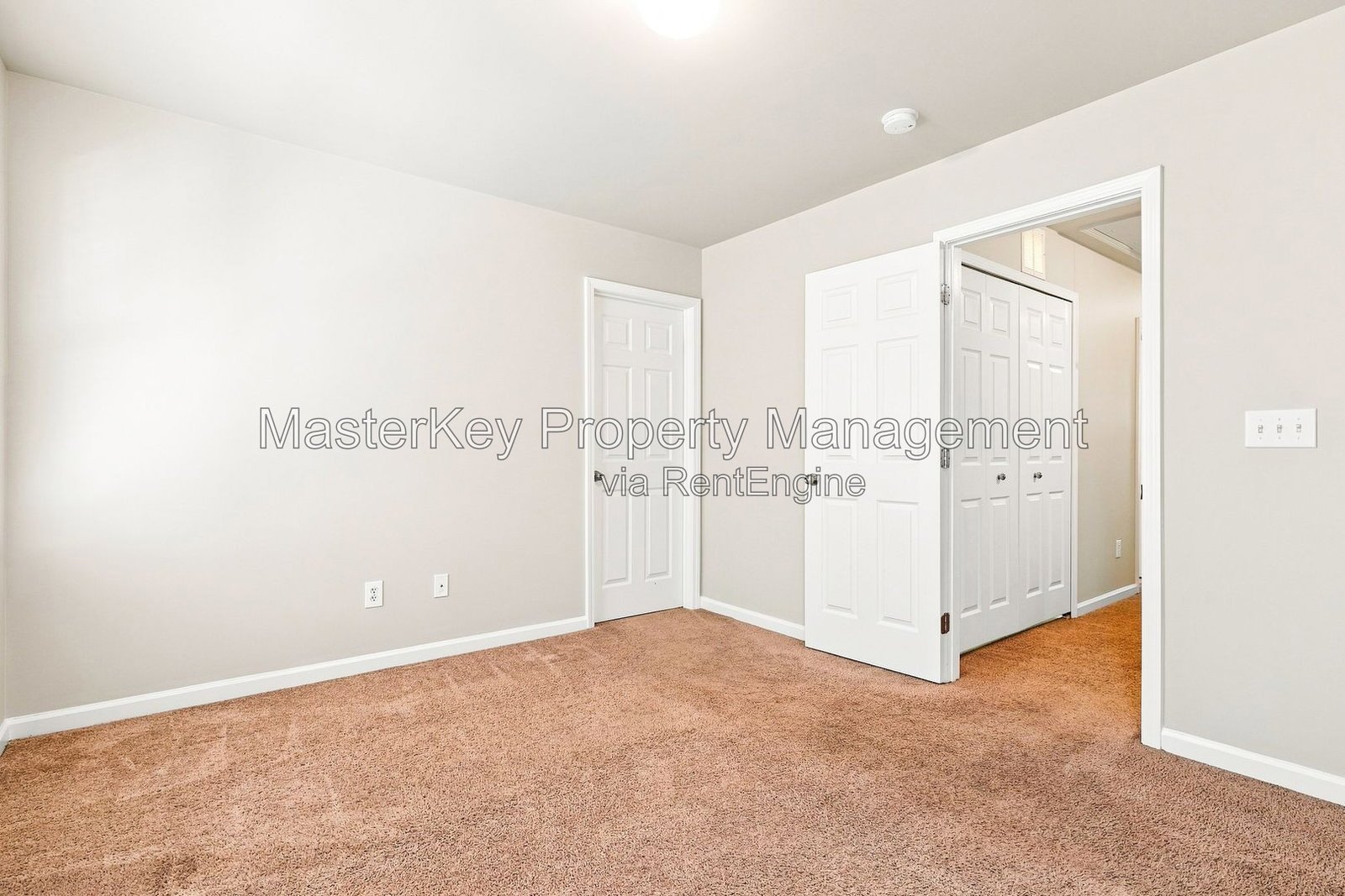 Spacious 3 Bedroom Townhouse Located In Knightdale NC!!! property image