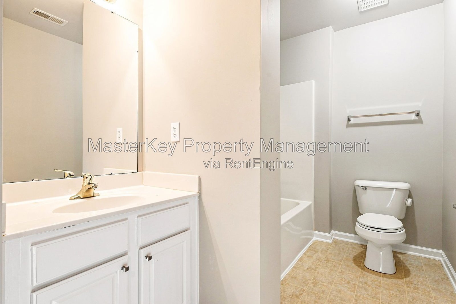 Spacious 3 Bedroom Townhouse Located In Knightdale NC!!! property image