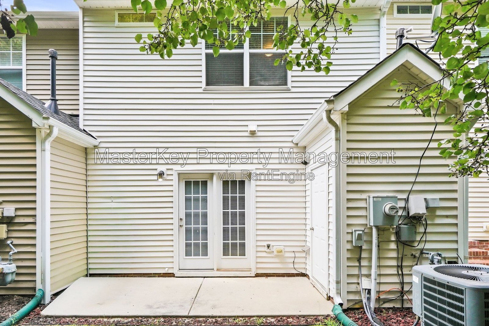 Spacious 3 Bedroom Townhouse Located In Knightdale NC!!! property image