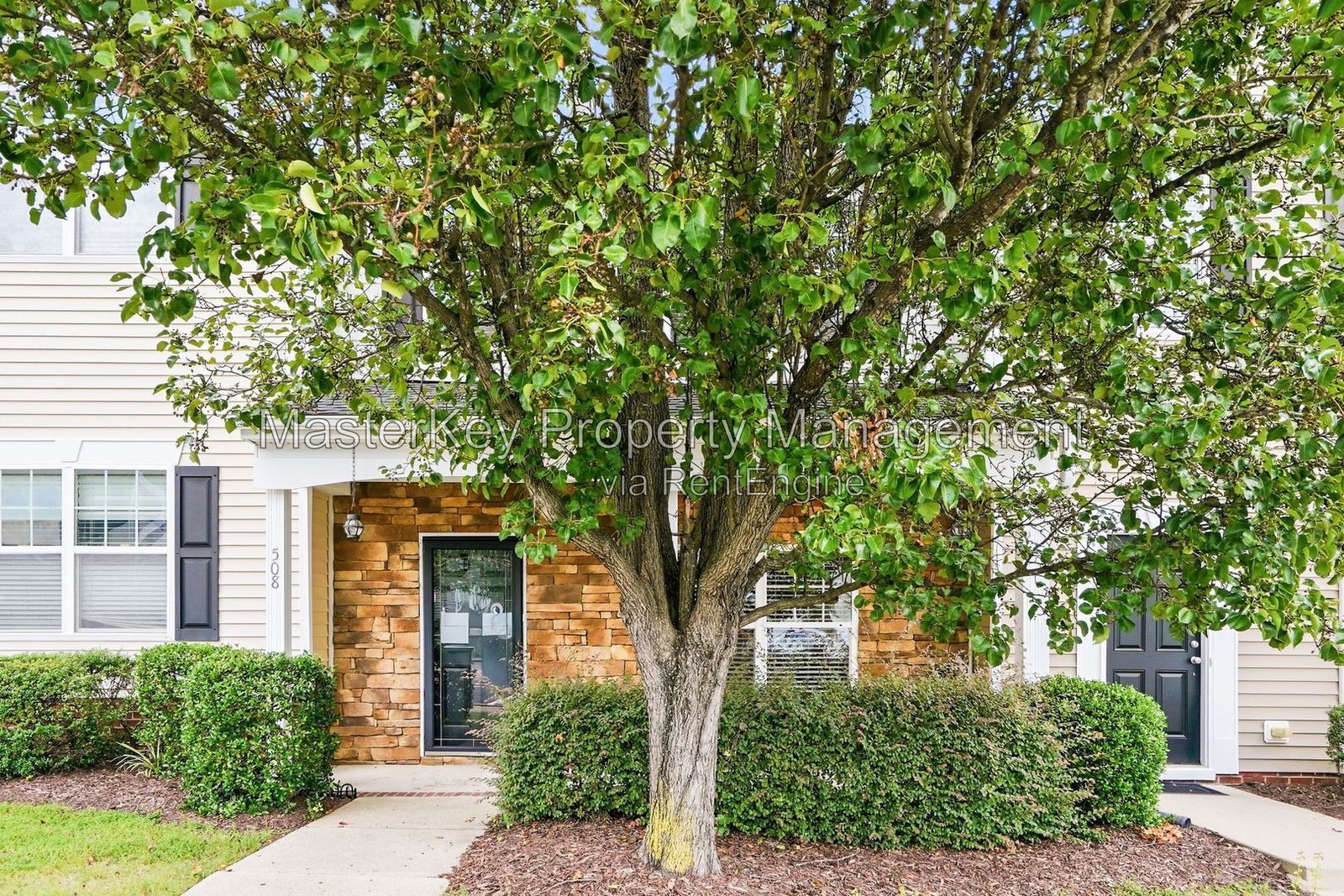 Spacious 3 Bedroom Townhouse Located In Knightdale NC!!! property image