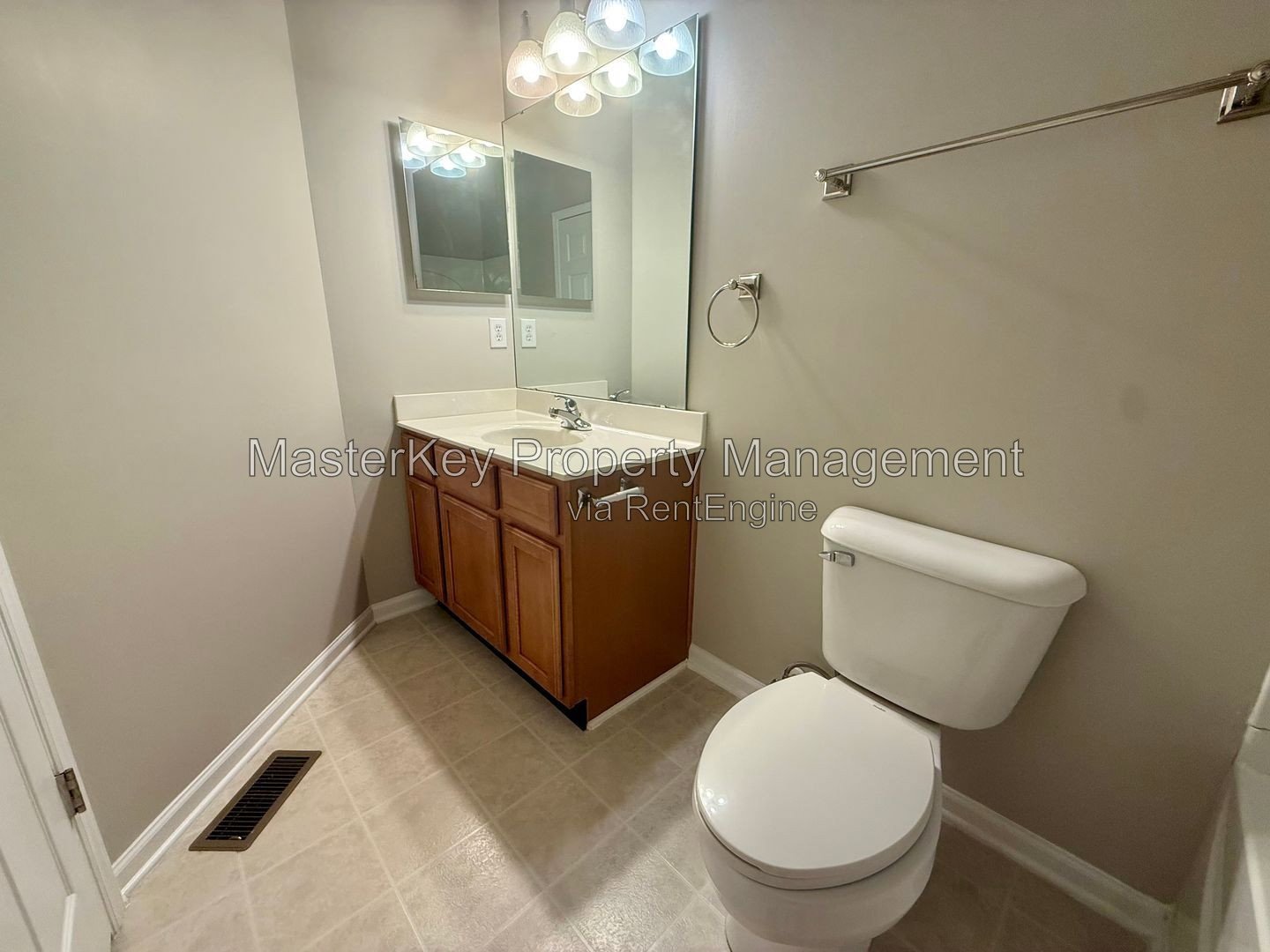 Stunning 3-Bedroom, 3.5 Bathroom Townhome in Apex, NC property image
