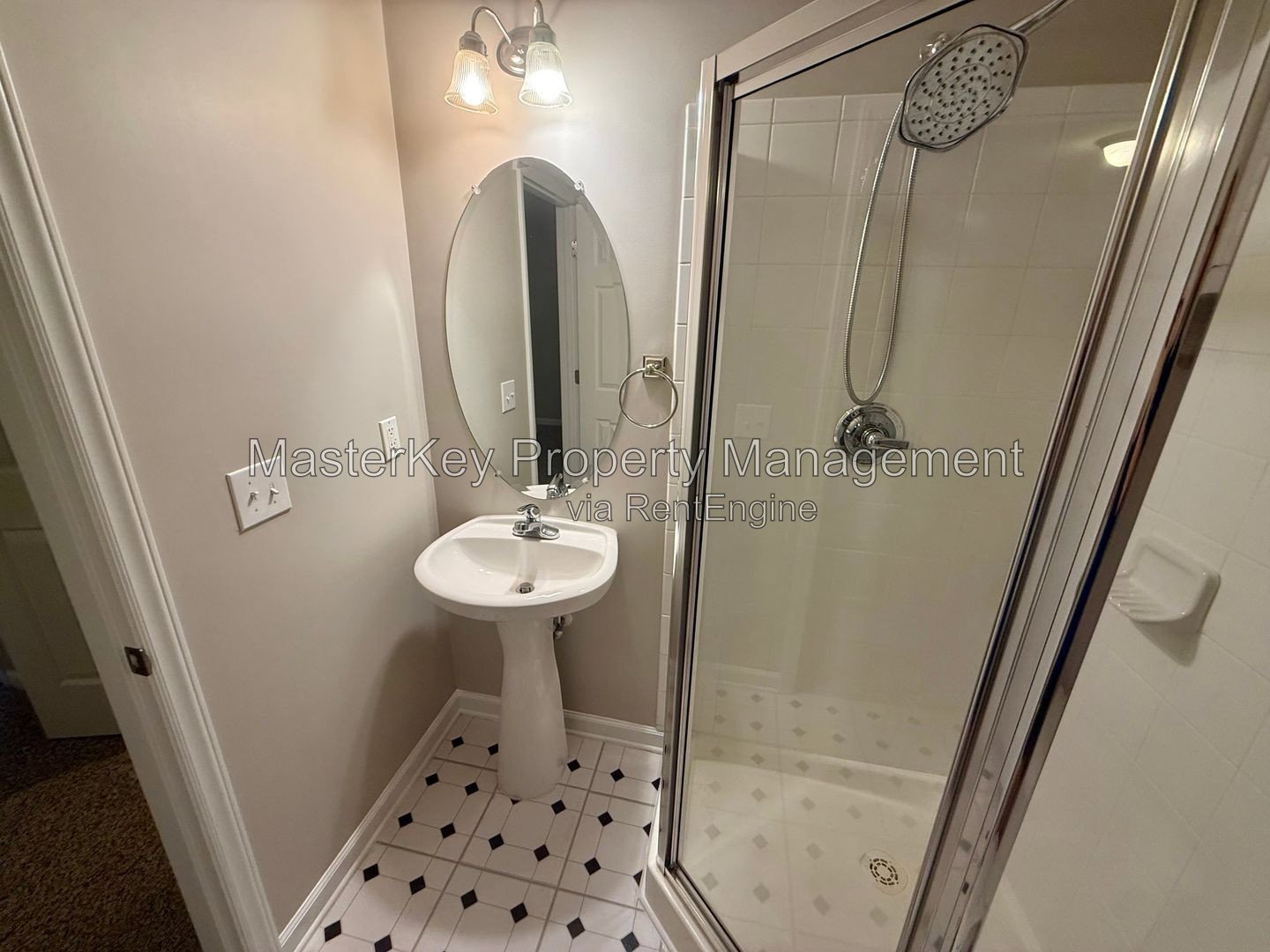 Stunning 3-Bedroom, 3.5 Bathroom Townhome in Apex, NC property image