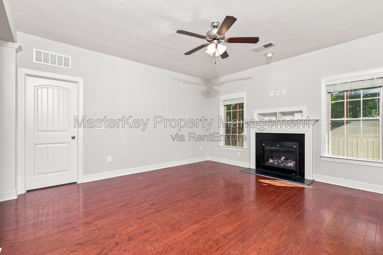 Spacious 4 Bedroom Single Family Located In Knightdale NC!!! property image