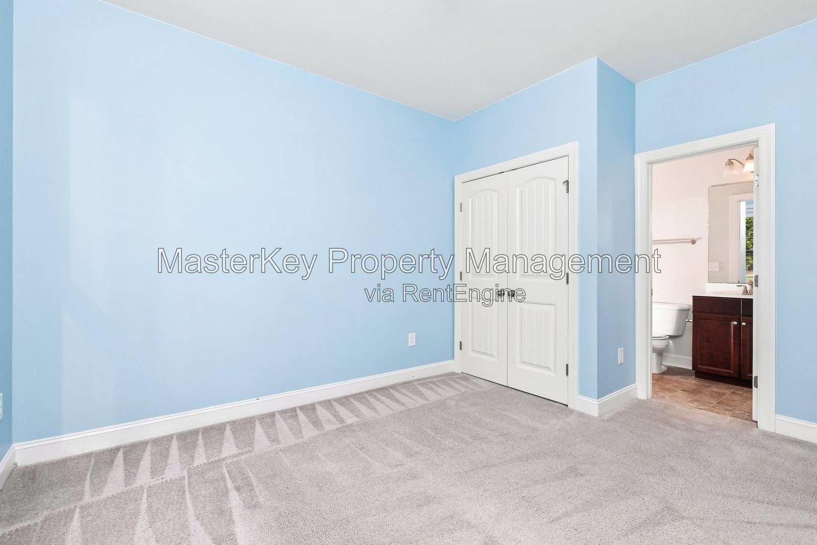 Spacious 4 Bedroom Single Family Located In Knightdale NC!!! property image