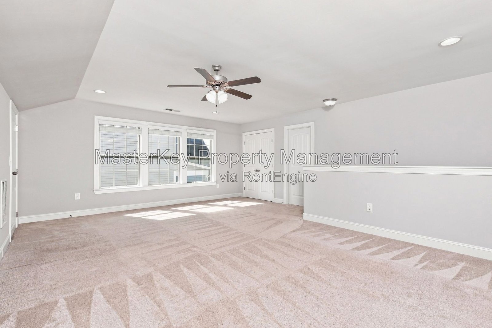 Spacious 4 Bedroom Single Family Located In Knightdale NC!!! property image