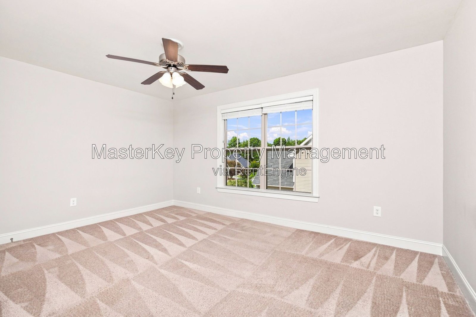 Spacious 4 Bedroom Single Family Located In Knightdale NC!!! property image