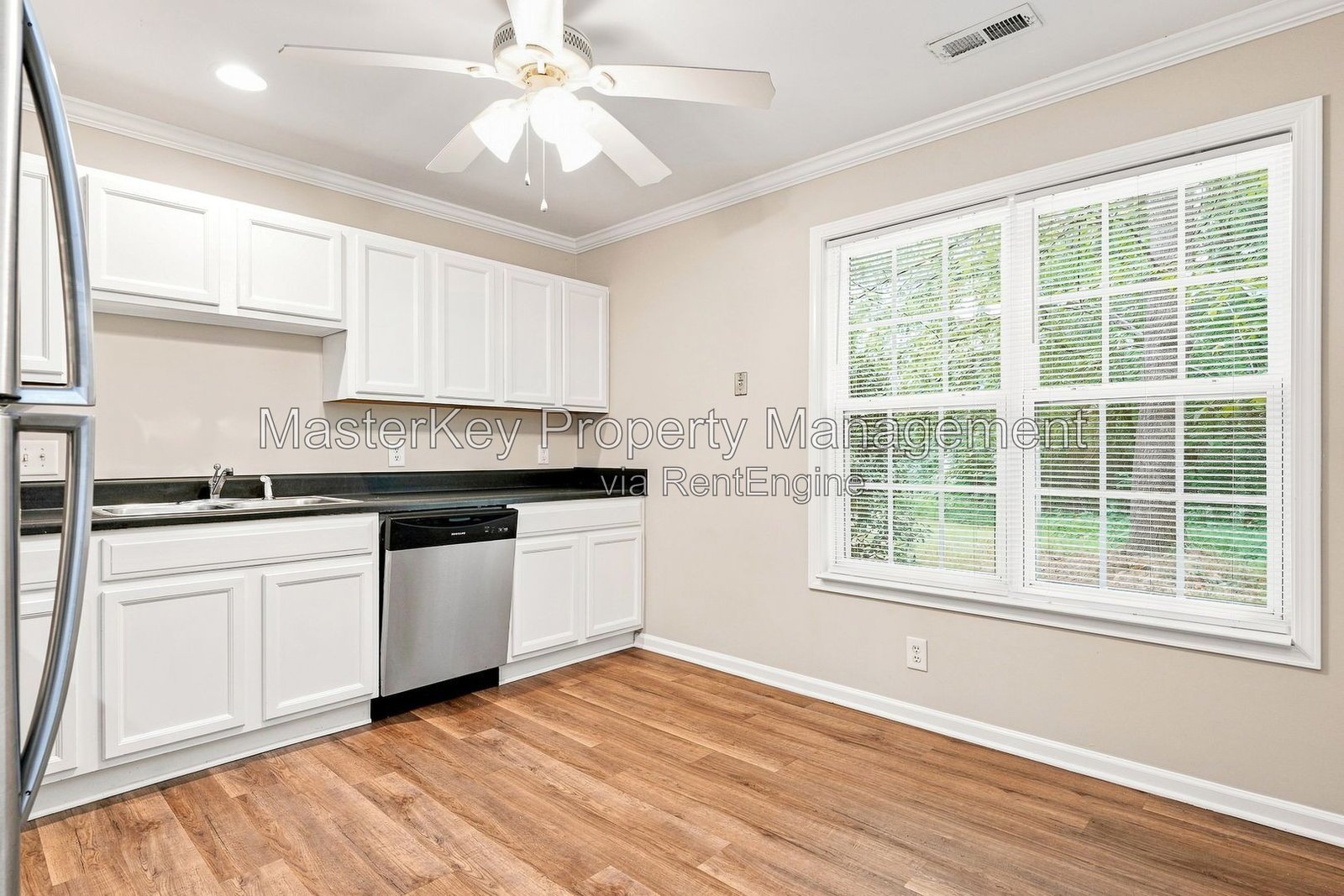 Modern 3-Bedroom, 3.5 Bathroom Townhome in Raleigh, NC property image