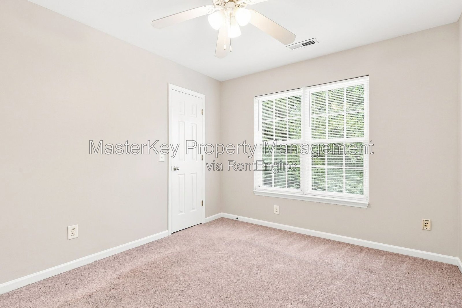 Modern 3-Bedroom, 3.5 Bathroom Townhome in Raleigh, NC property image