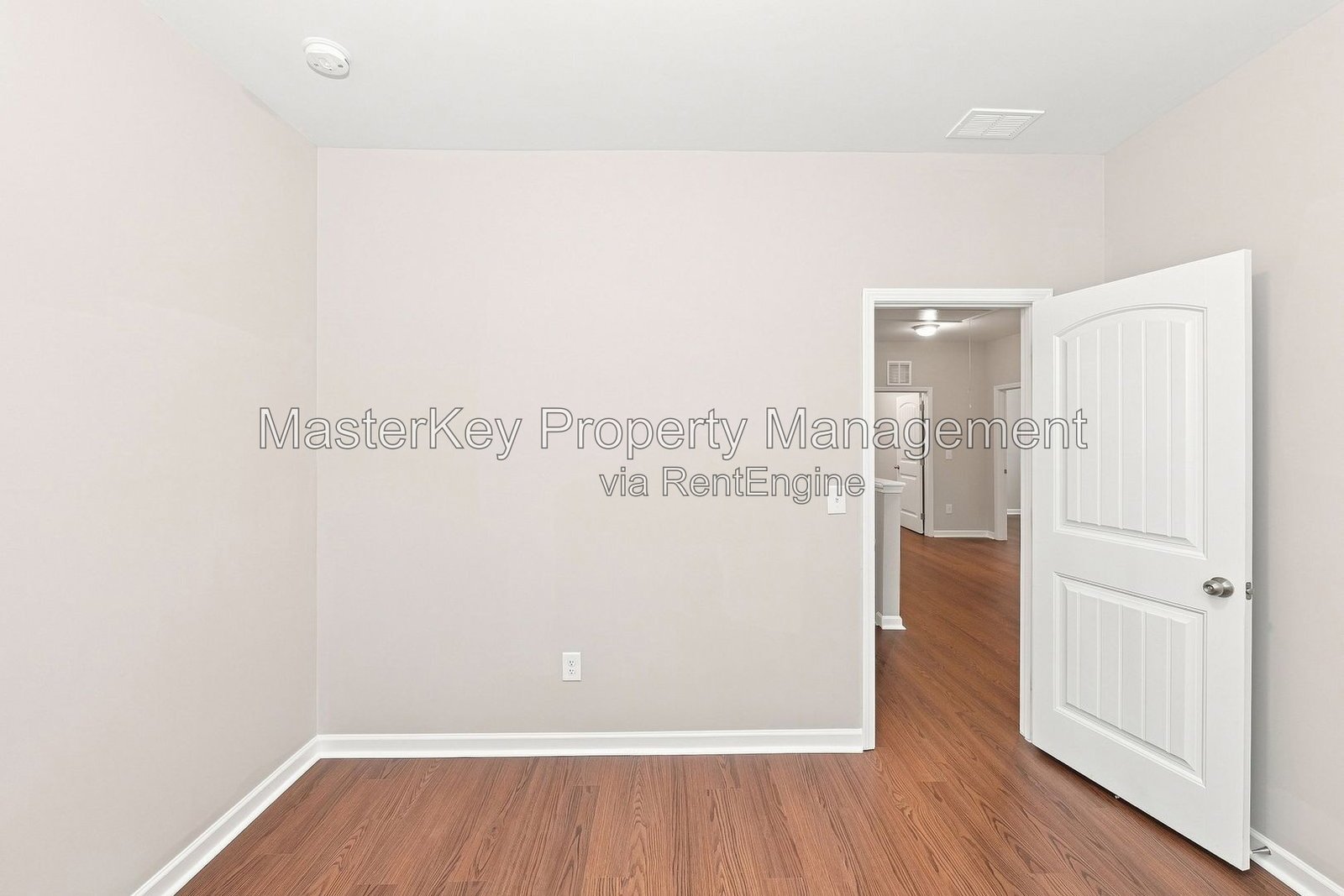 Spacious 4 Bedroom Single Family Home Located In Raleigh NC!!! property image