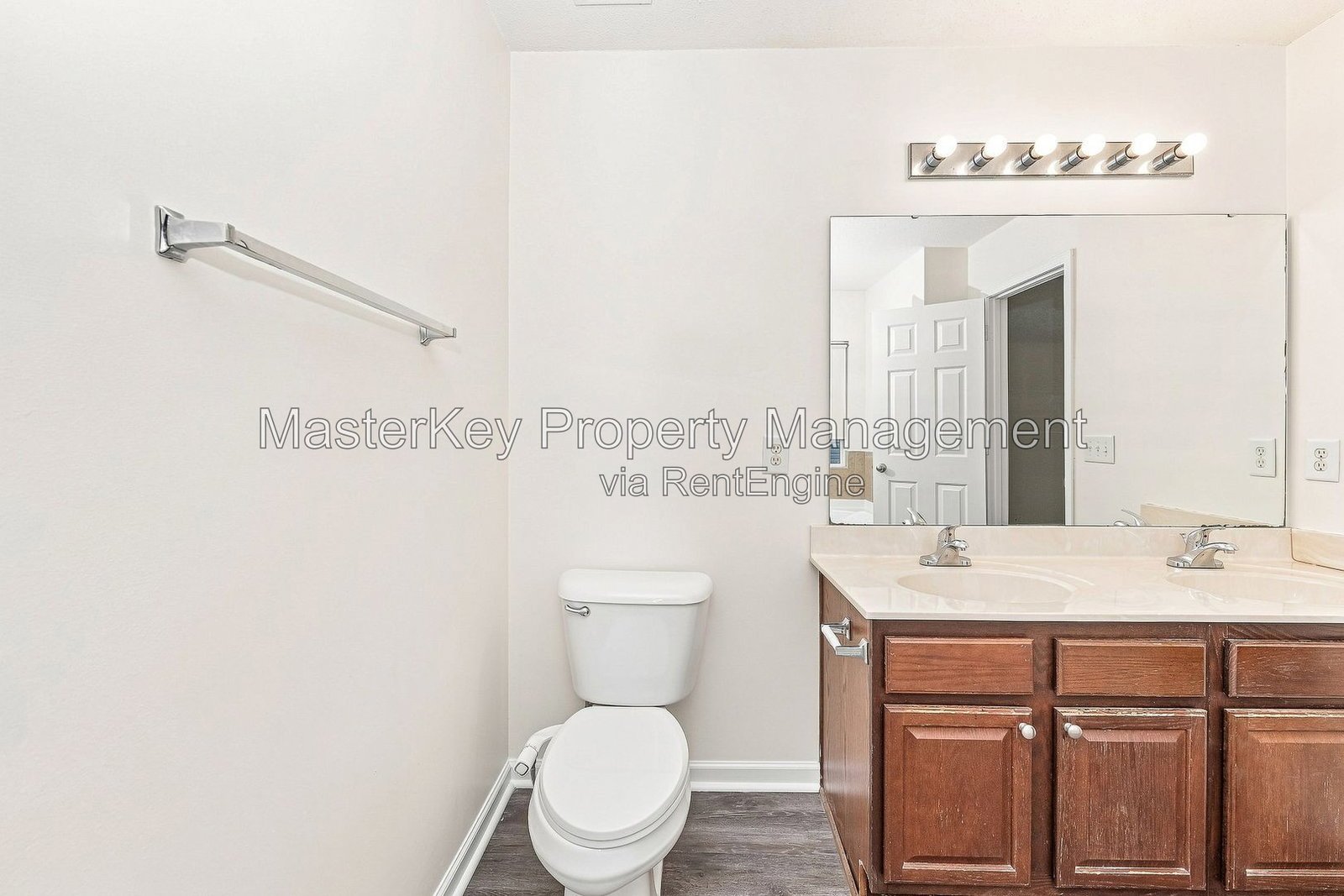 Spacious 3 Bedroom Single Family Located In Cary NC!!! property image