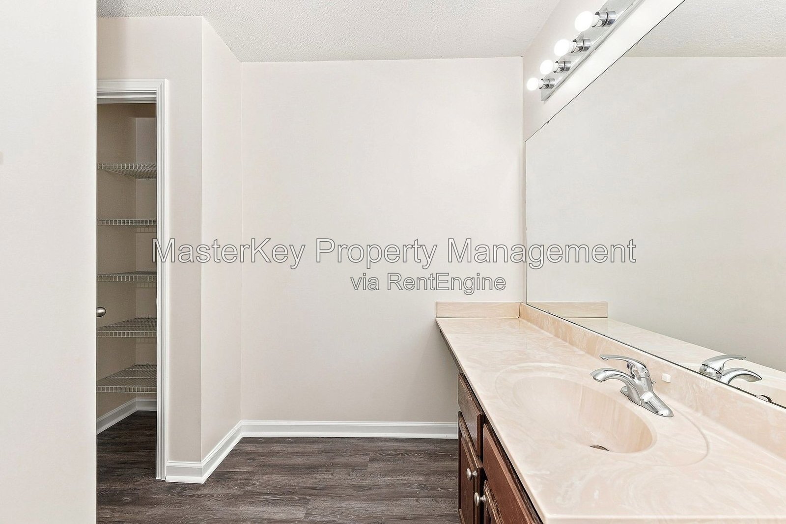 Spacious 3 Bedroom Single Family Located In Cary NC!!! property image