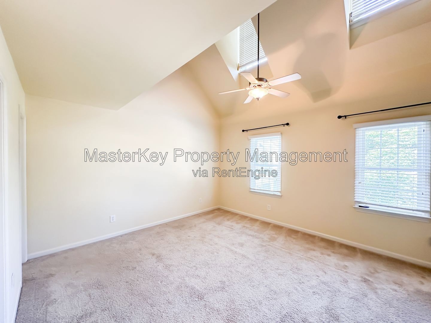 Charming 2-Bedroom, 2.5 Bathroom Townhome in Apex, NC property image