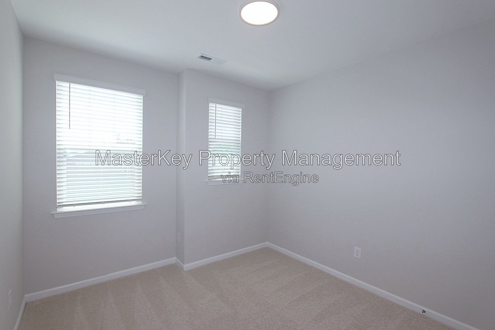 Beautiful Story Townhome! property image