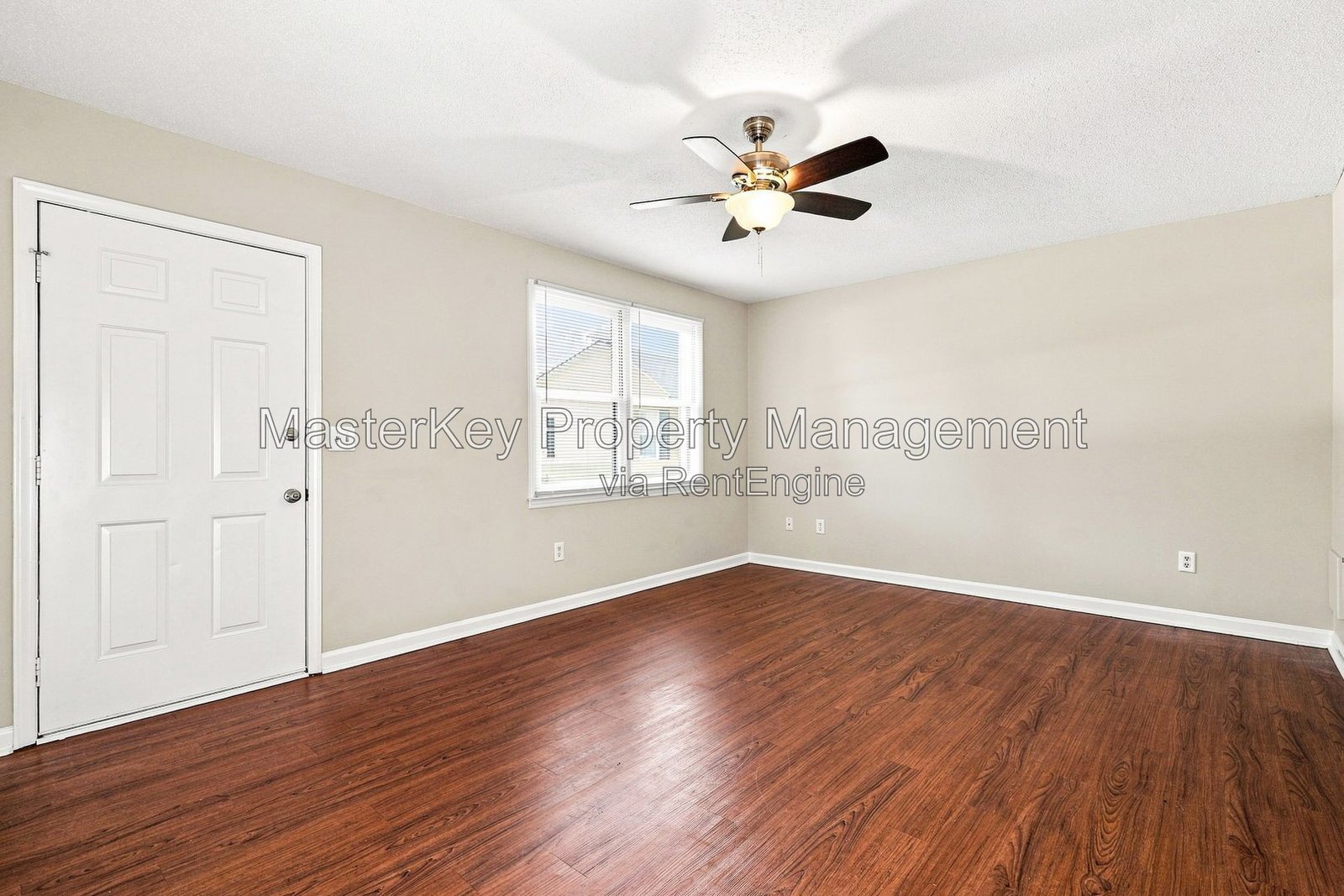 Spacious 2 Bedroom Townhome Located In Clayton NC!!! property image
