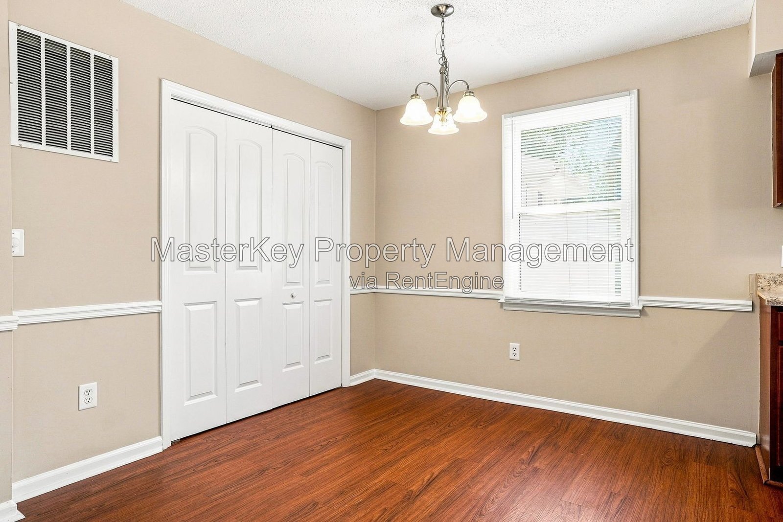 Spacious 2 Bedroom Townhome Located In Clayton NC!!! property image