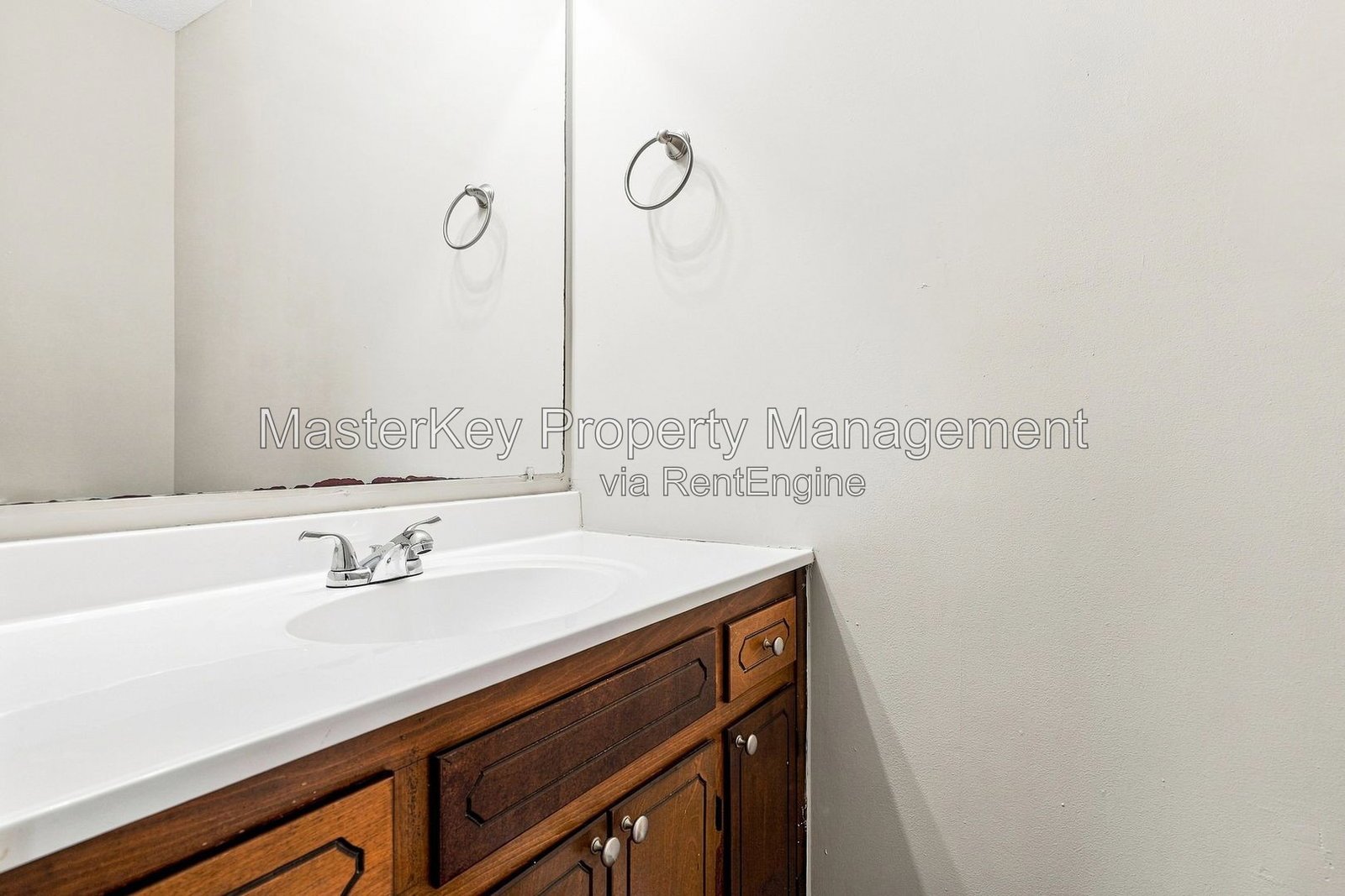 Spacious 2 Bedroom Townhome Located In Clayton NC!!! property image