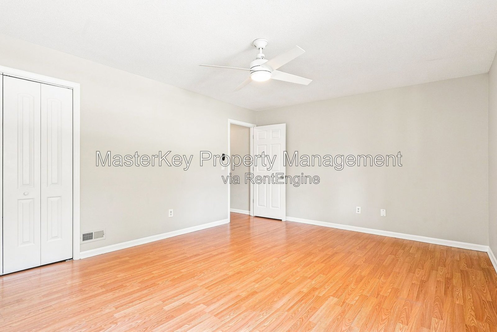 Spacious 2 Bedroom Townhome Located In Clayton NC!!! property image