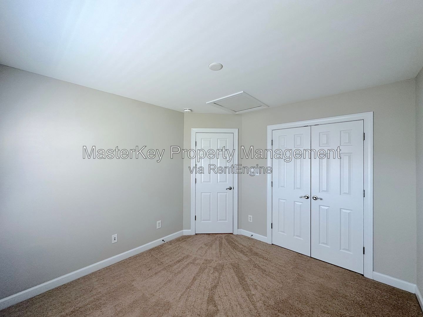Spacious 4 Bedroom Townhome Located In Morrisville NC!!! property image