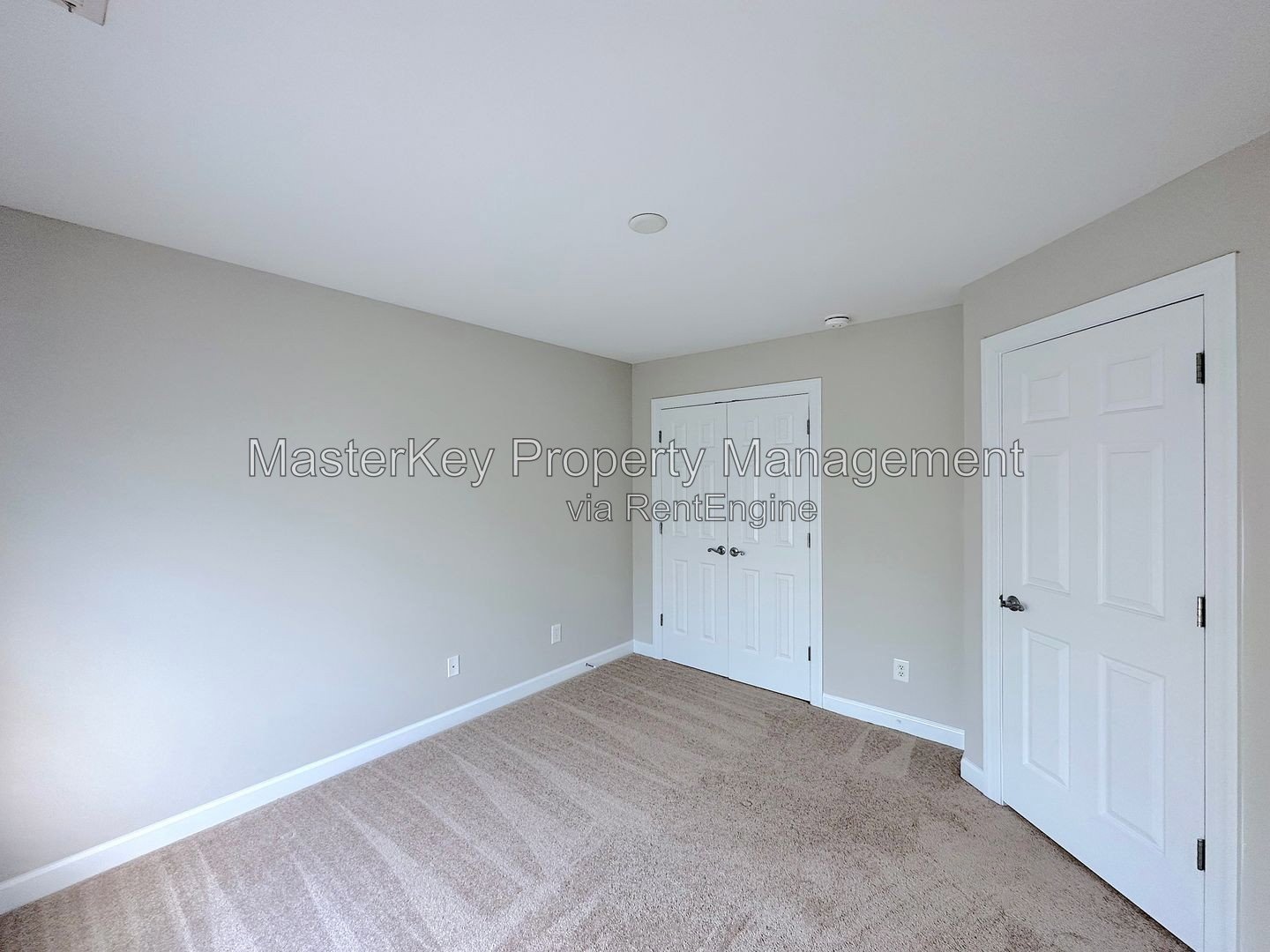 Spacious 4 Bedroom Townhome Located In Morrisville NC!!! property image