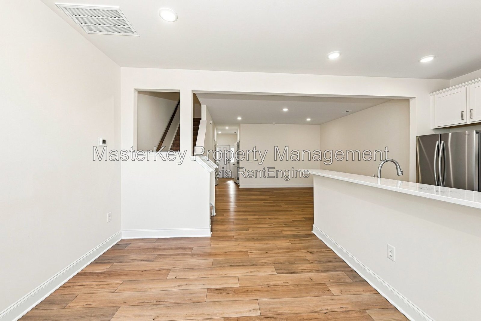 Spacious 3 Bedroom Townhome Located In Clayton NC!!! property image