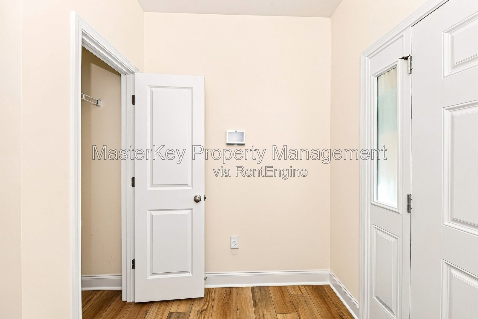 Spacious 3 Bedroom Townhome Located In Clayton NC!!! property image