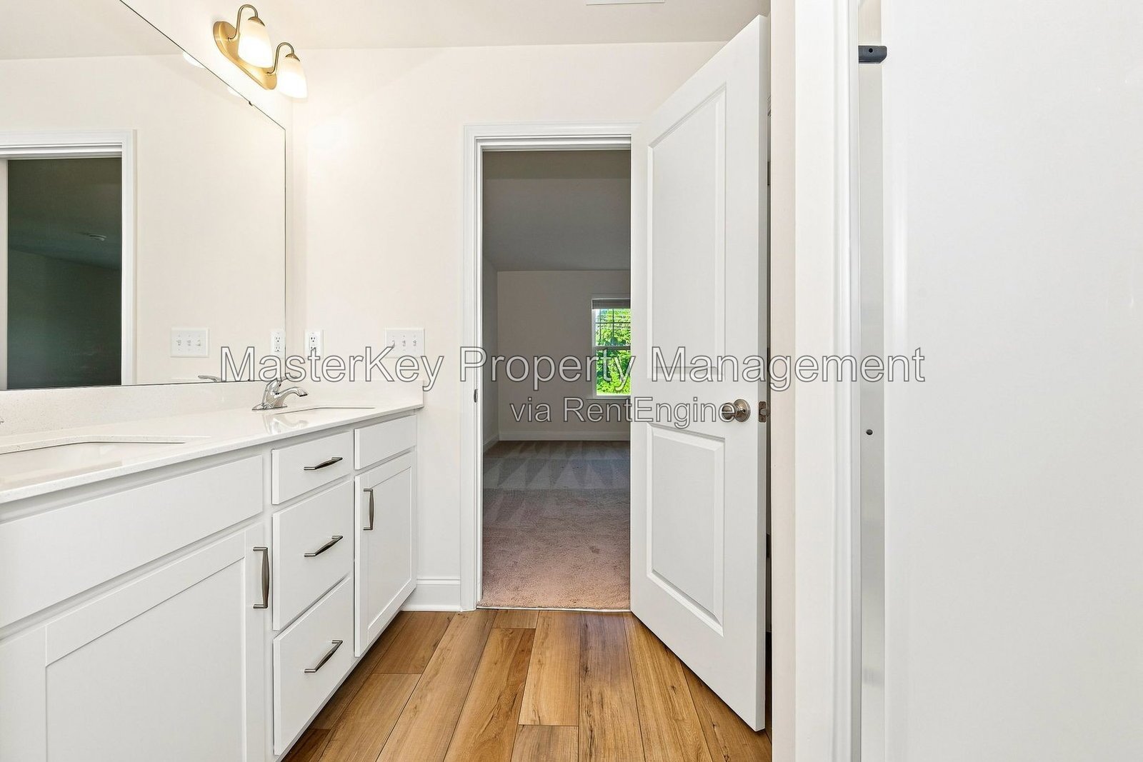 Spacious 3 Bedroom Townhome Located In Clayton NC!!! property image