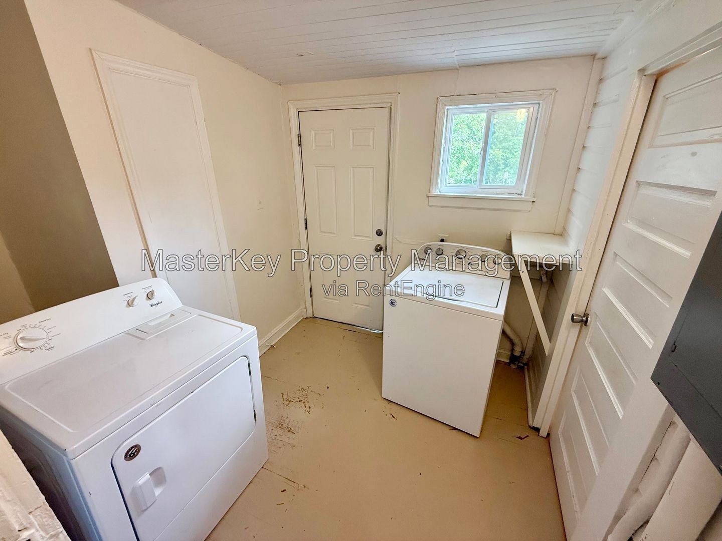 Inviting 2-Bedroom, 1 Bathroom Duplex in Durham, NC property image