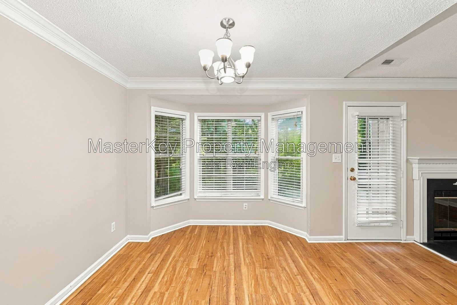 Charming 3-Bedroom, 2 Bathroom Single-Family in Holly Springs, NC property image