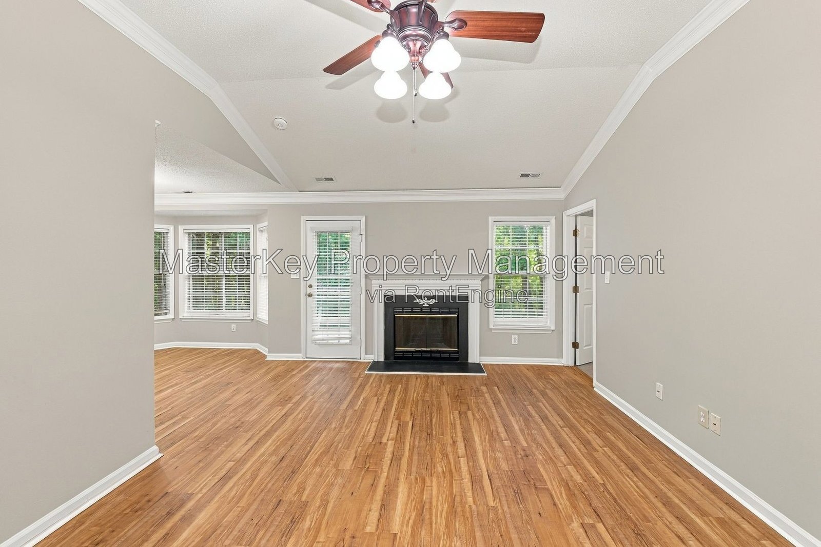 Charming 3-Bedroom, 2 Bathroom Single-Family in Holly Springs, NC property image