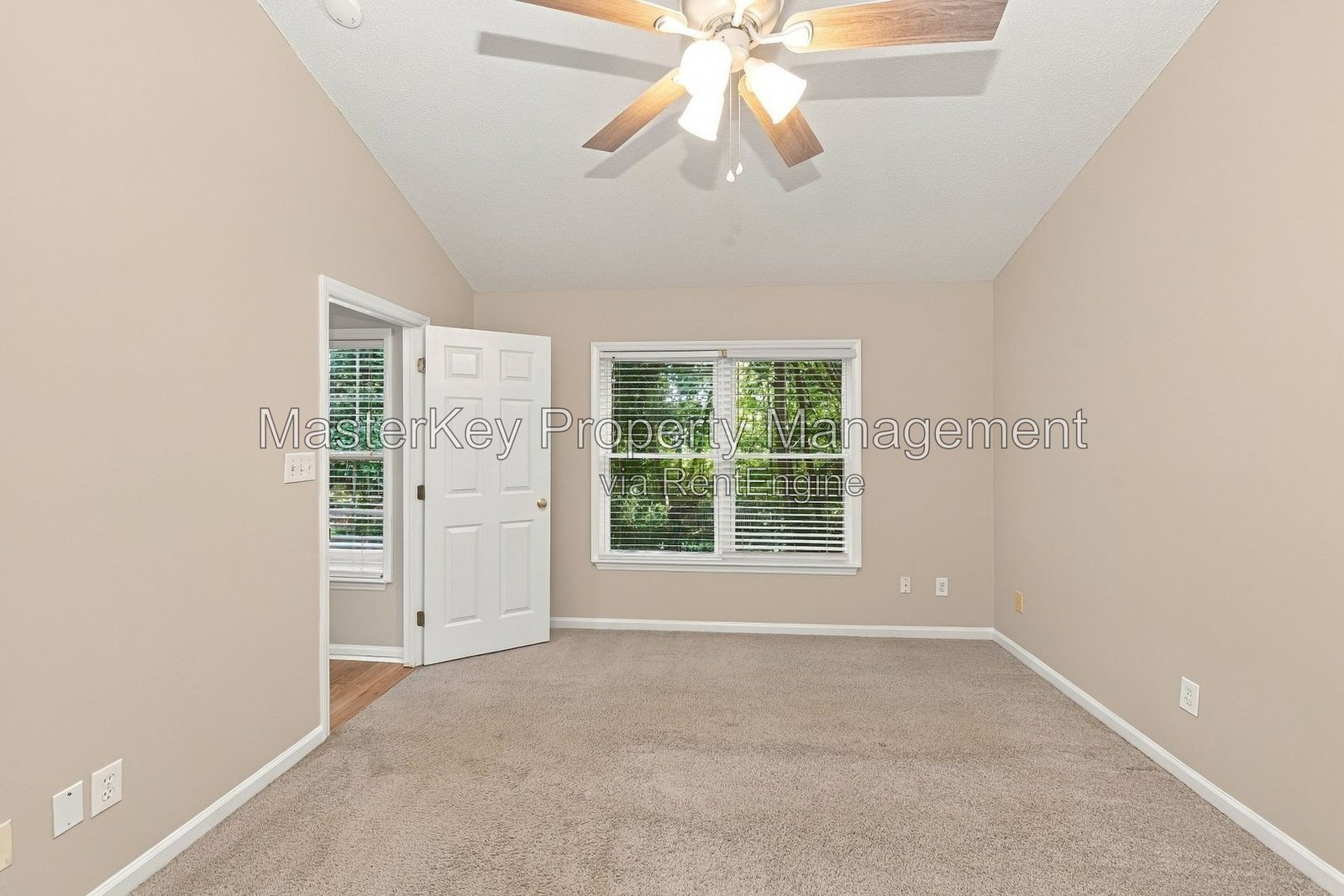 Charming 3-Bedroom, 2 Bathroom Single-Family in Holly Springs, NC property image