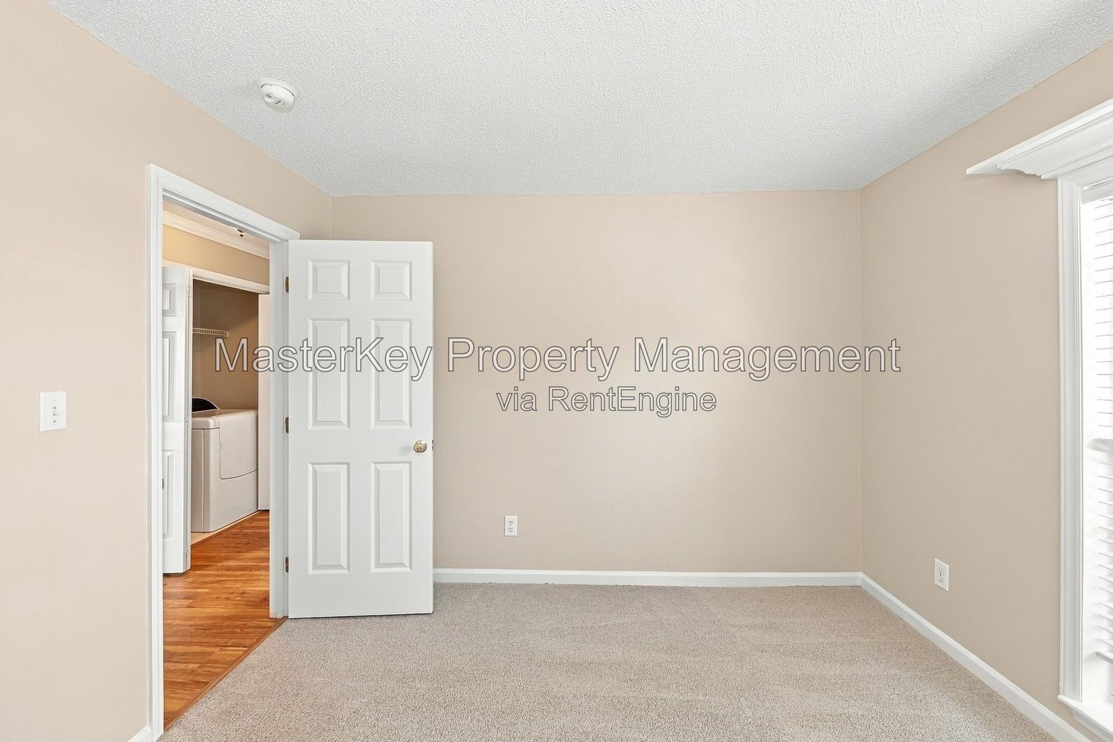 Charming 3-Bedroom, 2 Bathroom Single-Family in Holly Springs, NC property image