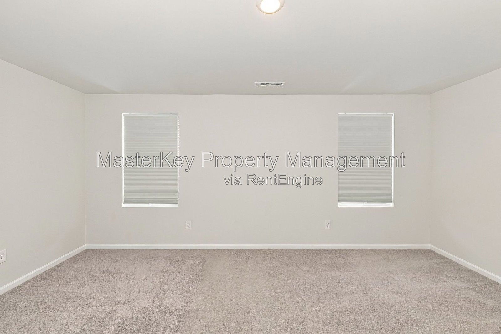 Spacious 3 Bedroom Townhome Located In Apex NC!!! property image