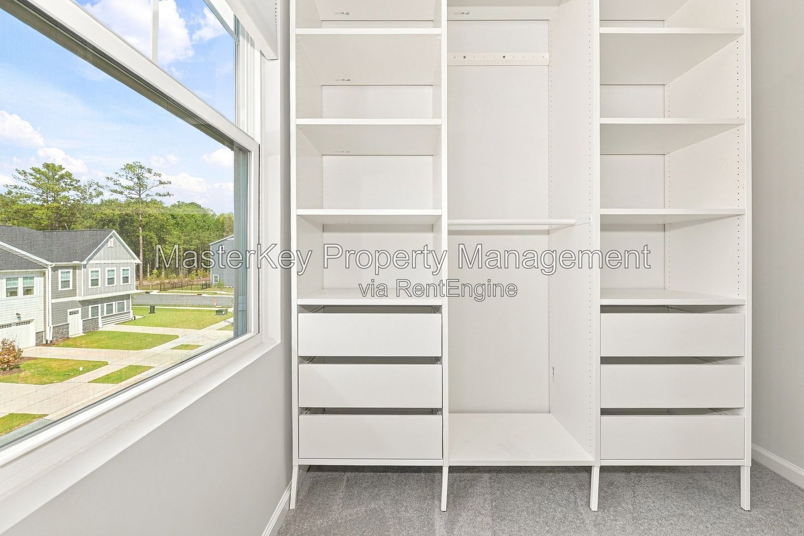 Spacious 3 Bedroom Townhome Located In Apex NC!!! property image