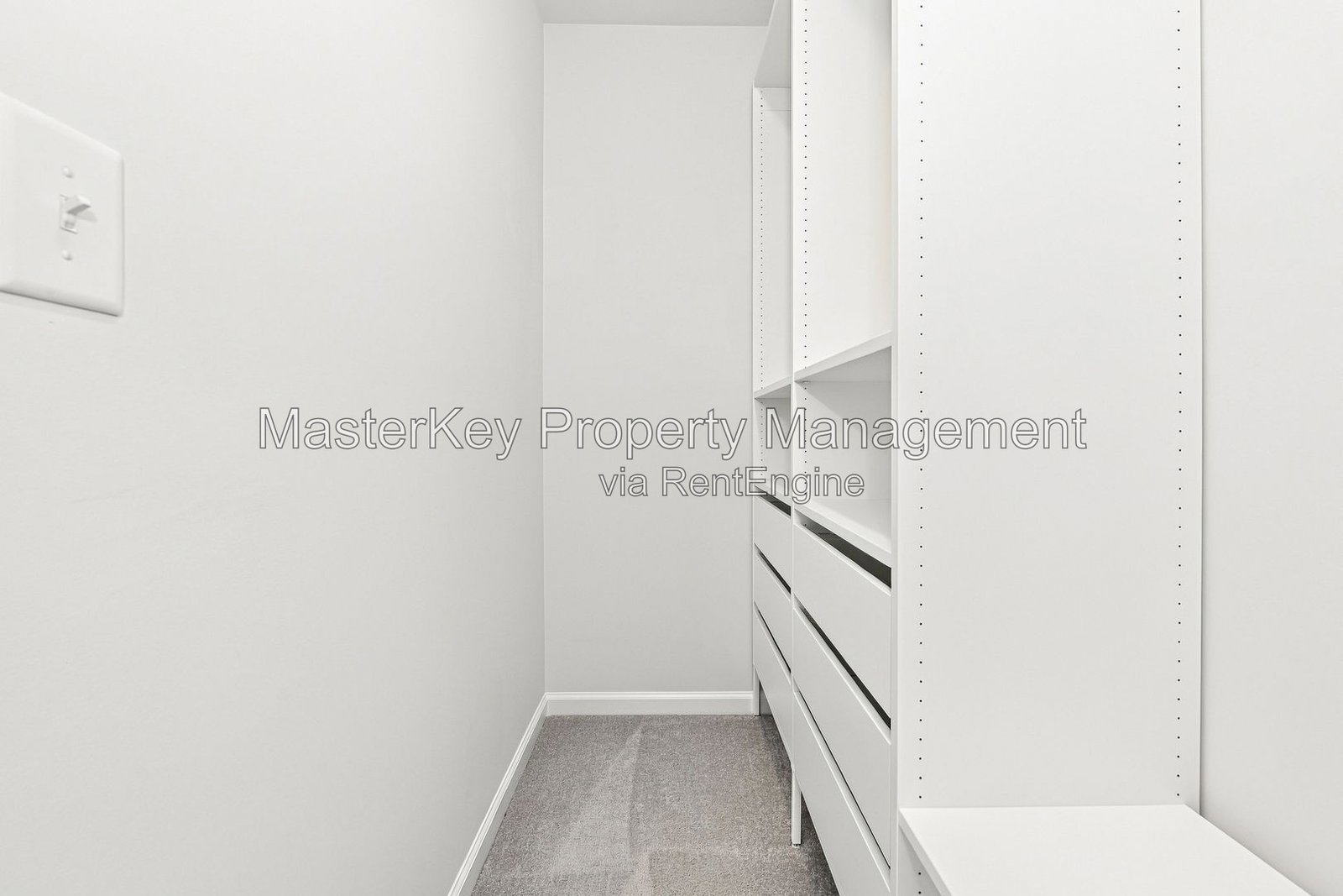 Spacious 3 Bedroom Townhome Located In Apex NC!!! property image